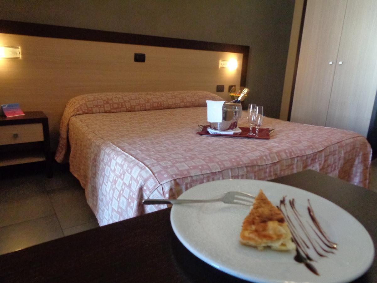 Hotel Airone Trinitapoli Dış mekan fotoğraf
